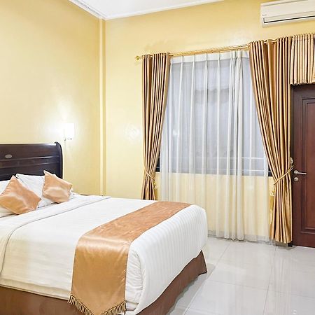 Kartika Hotel Syariah Pacitan Mitra Reddoorz Exteriér fotografie