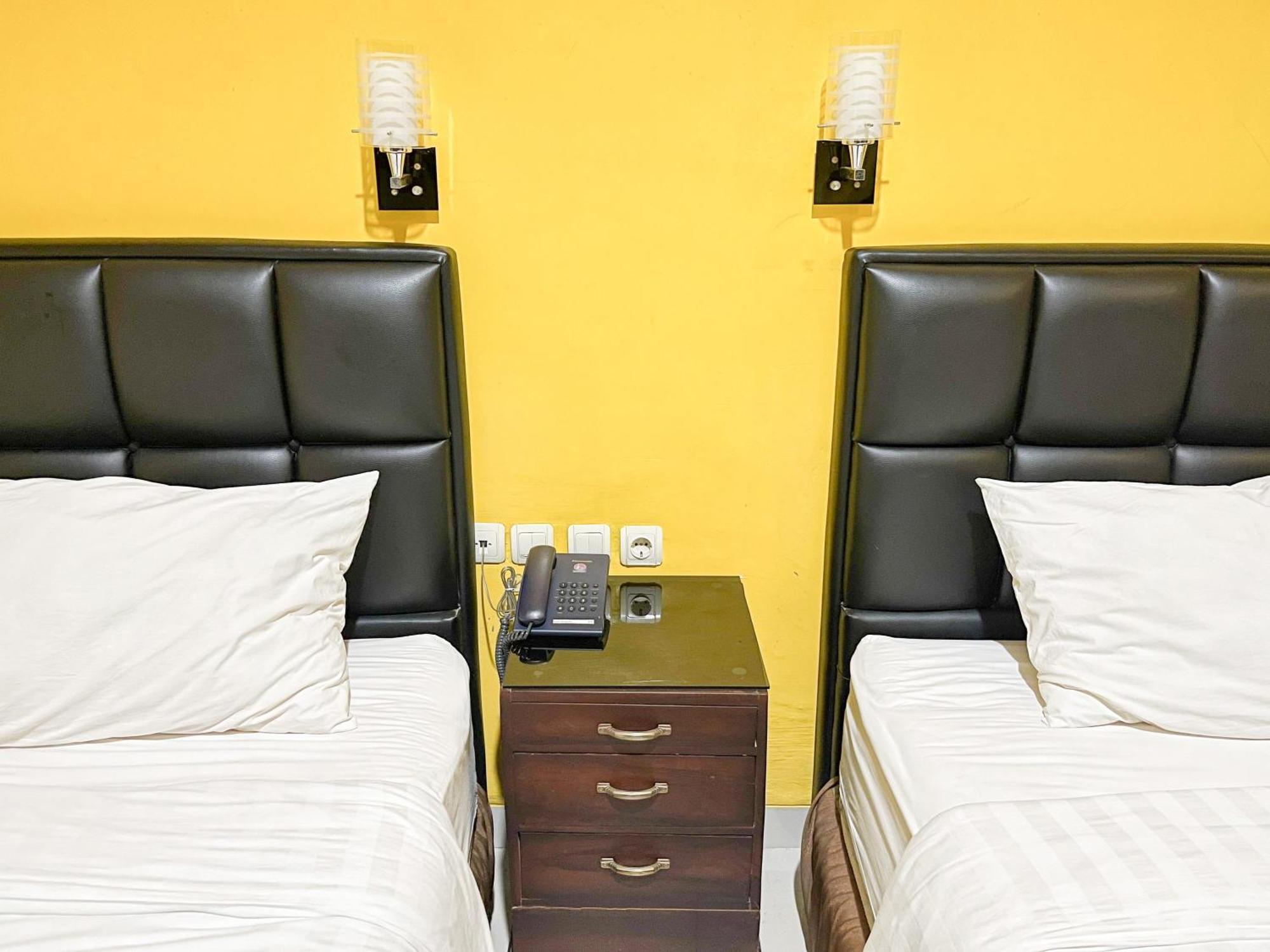 Kartika Hotel Syariah Pacitan Mitra Reddoorz Exteriér fotografie